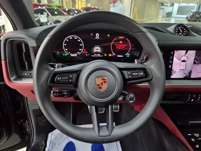 Porsche Cayenne 2025, 7448 км, за 99021.75 USD - фото 11