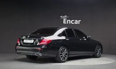 Mercedes-Benz E-Class 2017, 40446 км, за 14769.59 USD