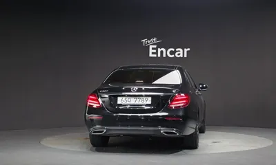 Mercedes-Benz E-Class 2017, 40446 км, за 14769.59 USD