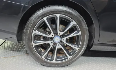 Mercedes-Benz E-Class 2017, 40446 км, за 14769.59 USD