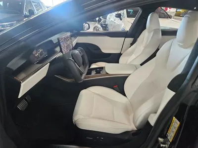 Tesla Model S 2023, 66364 км, за 80093.74 USD