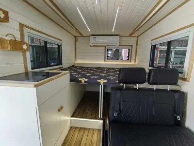 大通 V80 RV 2019, 28000 км, за 18398.22 USD