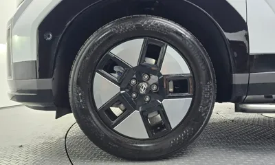Hyundai Santafe 2024, 23273 км, за 24886.01 USD