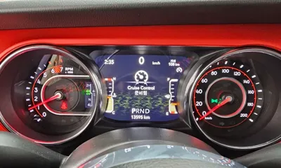 Jeep Wrangler 2022, 13595 км, за 35629.11 USD - фото 8