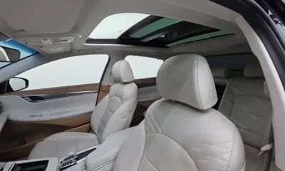Hyundai Grandeur 2022, 73382 км, за 17773.37 USD - фото 19
