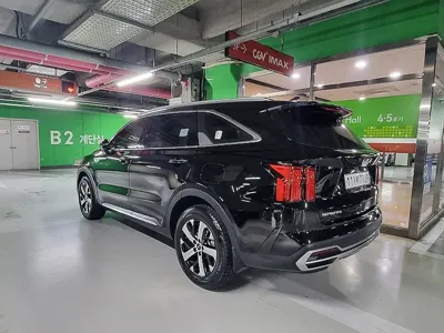 Kia Sorento 2023, 78092 км, за 15497.81 USD
