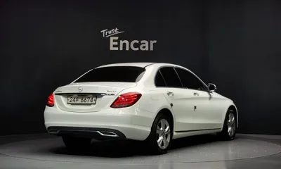 Mercedes-Benz C-Class 2016, 95488 км, за 8262.83 USD