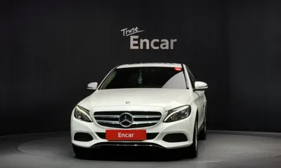 Mercedes-Benz C-Class 2016, 95488 км, за 8262.83 USD