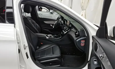 Mercedes-Benz C-Class 2016, 95488 км, за 8262.83 USD - фото 11