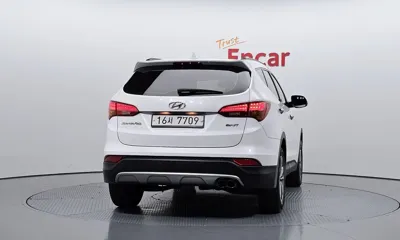 Hyundai Santafe 2015, 116818 км, за 6511.69 USD