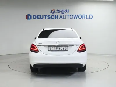 Mercedes-Benz C-Class 2019, 78562 км, за 12734.67 USD