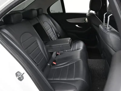 Mercedes-Benz C-Class 2019, 78562 км, за 12734.67 USD - фото 12
