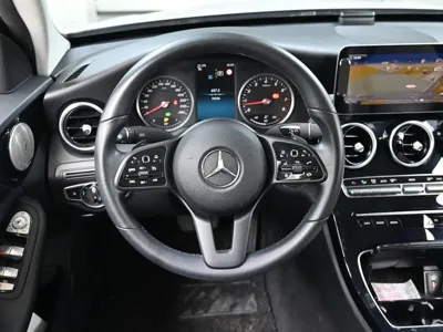 Mercedes-Benz C-Class 2019, 78562 км, за 12734.67 USD - фото 13