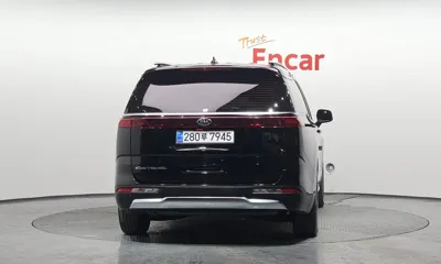 Kia Canival 2021, 93115 км, за 16385.86 USD