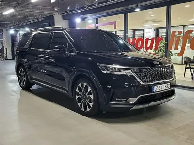 Kia Canival · 2021 год