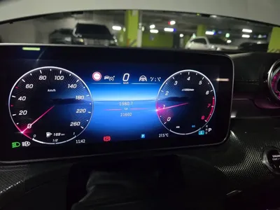 Mercedes-Benz C-Class 2023, 21664 км, за 30350.12 USD