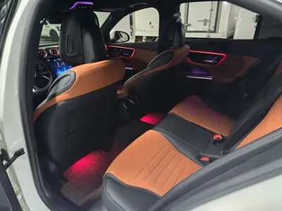 Mercedes-Benz C-Class 2023, 21664 км, за 30350.12 USD - фото 6
