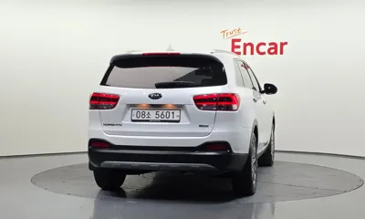 Kia Sorento 2017, 182345 км, за 7491.86 USD