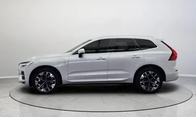 Volvo XC60 2026, 619 км, за 48859.96 USD