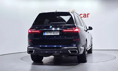 BMW X7 2021, 69811 км, за 50243.02 USD
