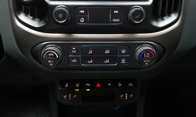 ChevroletGMDaewoo Colorado 2022, 28595 км, за 21162.98 USD - фото 16