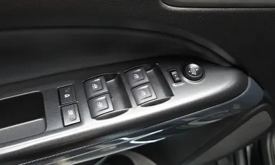 ChevroletGMDaewoo Colorado 2022, 28595 км, за 21162.98 USD - фото 27