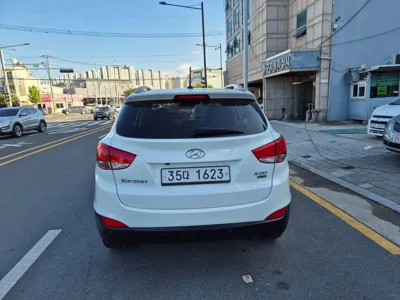 Hyundai Tucson 2013, 152355 км, за 3705.39 USD