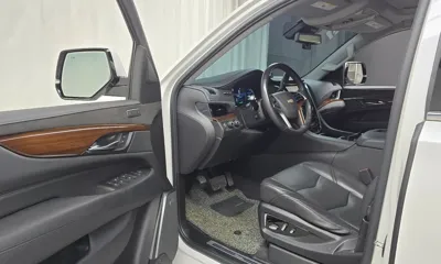 Cadillac Escalade 2020, 88840 км, за 24006.85 USD - фото 11