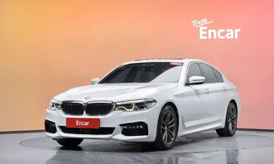 BMW 5-Series · 2018 год