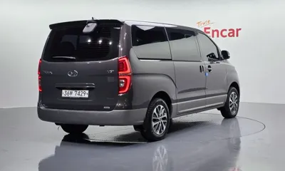 Hyundai Starex 2019, 87108 км, за 14201.96 USD