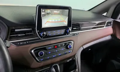 Hyundai Starex 2019, 87108 км, за 14201.96 USD - фото 15