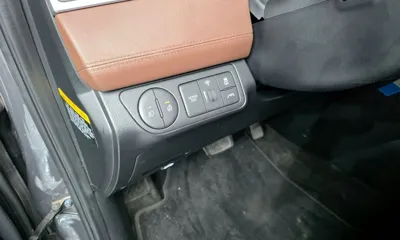 Hyundai Starex 2019, 87108 км, за 14201.96 USD - фото 16