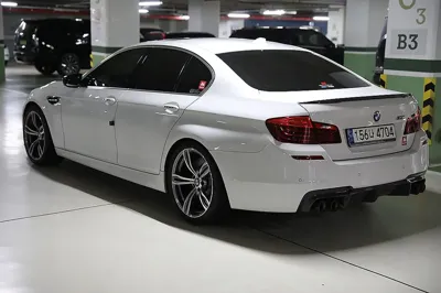 BMW M5 2014, 80800 км, за 29302.59 USD