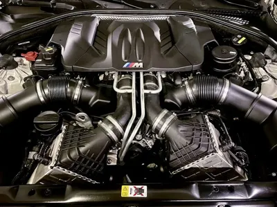 BMW M5 2014, 80800 км, за 29302.59 USD - фото 6