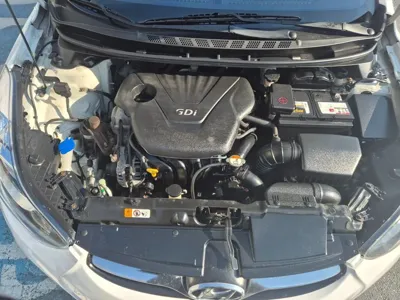 Hyundai Avante 2012, 177434 км, за 3127.04 USD