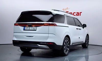 Kia Canival 2023, 120149 км, за 15742.92 USD