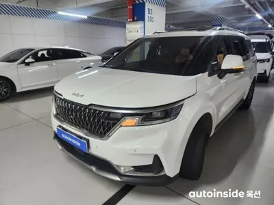 Kia Canival · 2023 год