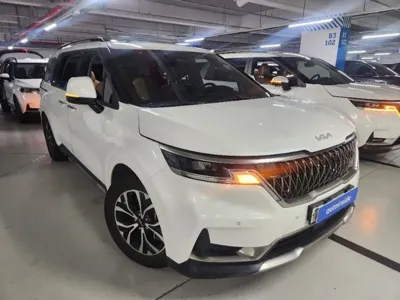 Kia Canival 2023, 121500 км, за 16186.69 USD