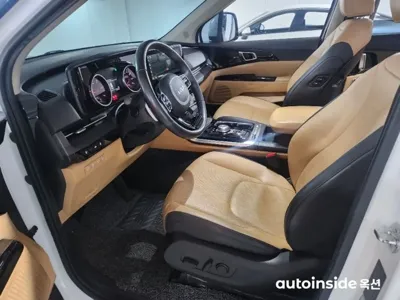 Kia Canival 2023, 121500 км, за 16186.69 USD