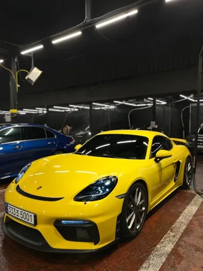 Porsche 718 2023, 16000 км, за 87296.46 USD