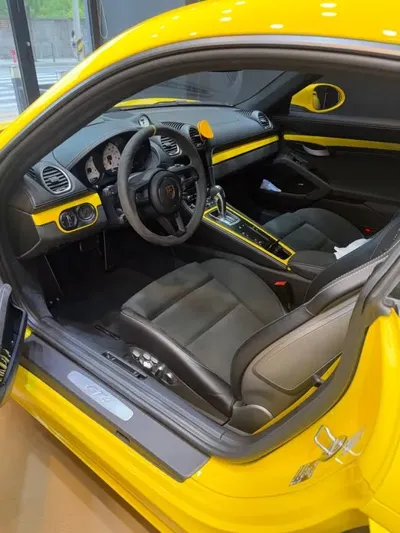 Porsche 718 2023, 16000 км, за 87296.46 USD - фото 6