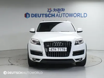 Audi Q7 2013, 161669 км, за 7877.12 USD