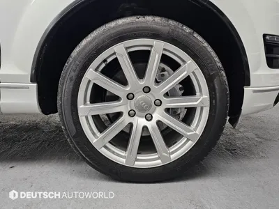 Audi Q7 2013, 161669 км, за 7877.12 USD