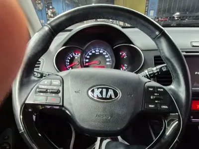 Kia Morning 2016, 68000 км, за 4039.09 USD - фото 9