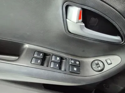 Kia Morning 2016, 68000 км, за 4039.09 USD - фото 19