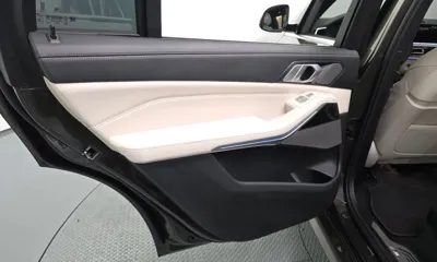 BMW X7 2022, 28821 км, за 62229.22 USD - фото 25