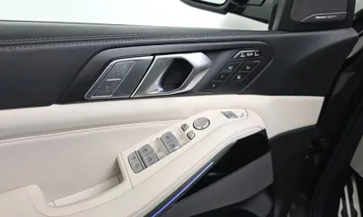 BMW X7 2022, 28821 км, за 62229.22 USD - фото 30