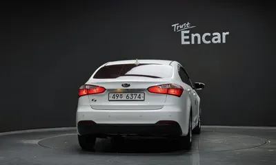 Kia K3 2015, 116384 км, за 4228.61 USD