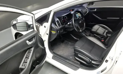 Kia K3 2015, 116384 км, за 4228.61 USD - фото 12