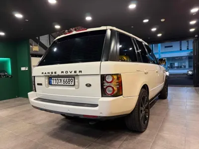 Land Rover Range Rover 2012, 168800 км, за 11562.6 USD - фото 8